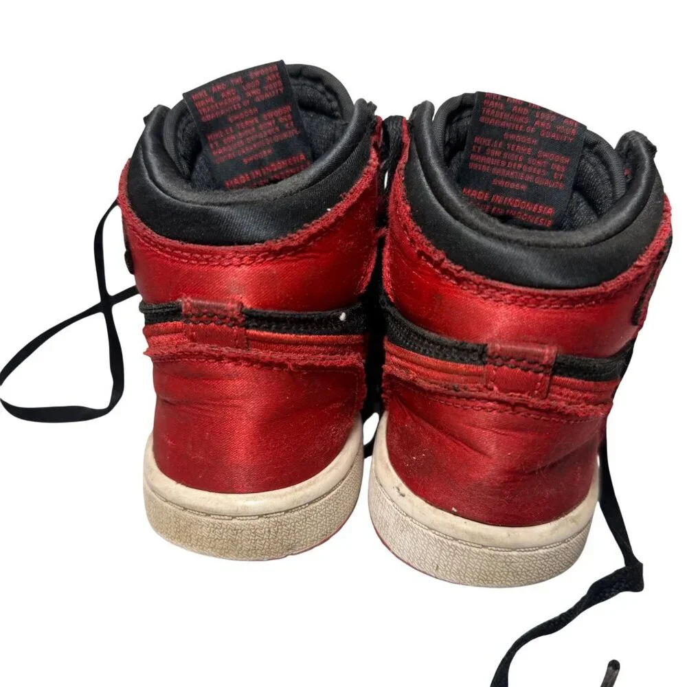Air Jordan 1 Retro High OG TD Black/Red Kids Basketball Sneakers Size 12C Iconic - Picture 12 of 13